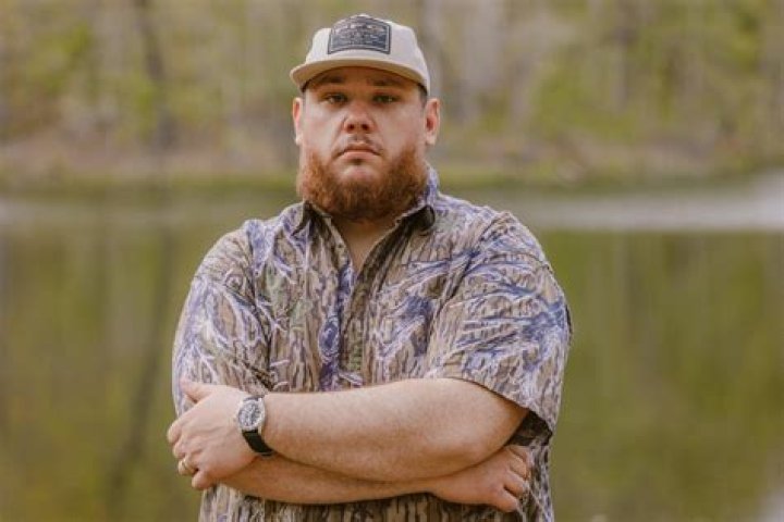 Was Luke Combs In The Military?