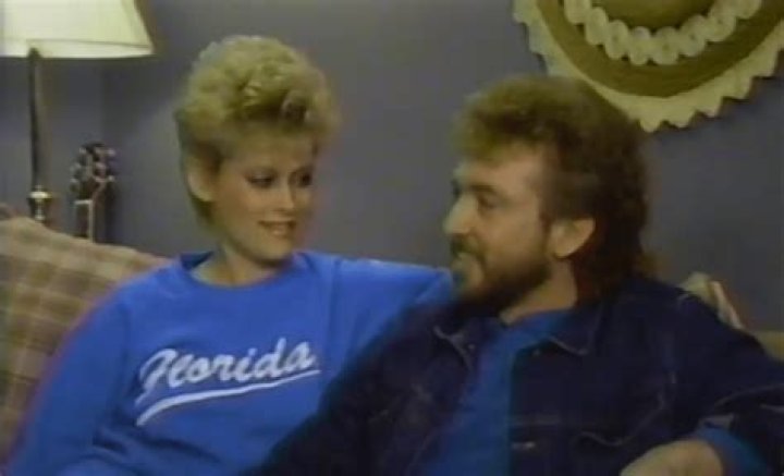 Watch Keith Whitley & Lorrie First Interview Inside New Home
