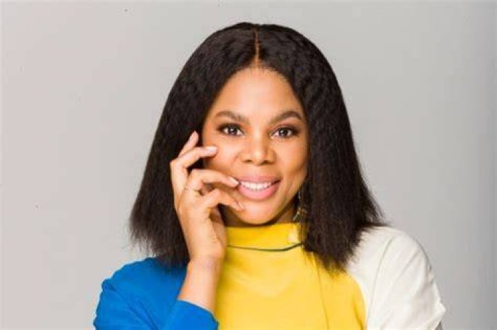 We&rsquo;re Crushing on Olwethu Leshabane&rsquo;s Queen&rsquo;s Plate Outfit