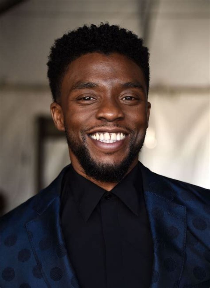 What is Chadwick Aaron Boseman Height ? How tall is chadwick aaron