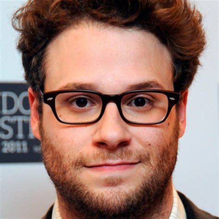 When comedian Seth Rogen tweeted at Joe Rogan a joke on their last names