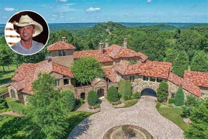 Where Does Kenny Chesney Live? Exploring The Country Star's Homes