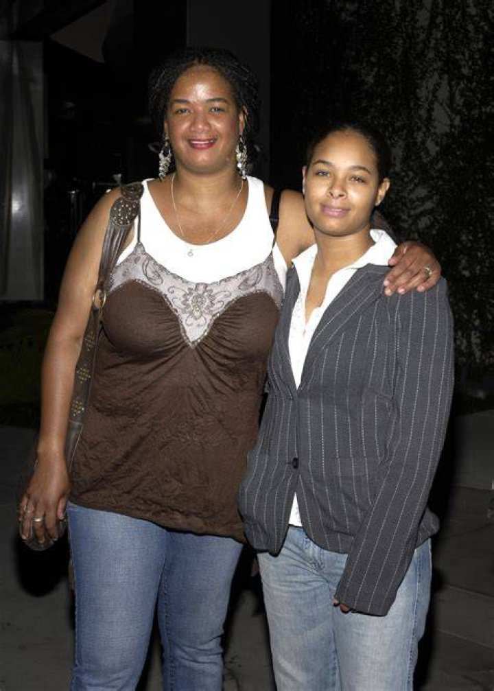 Who Is Nadia Wayans Facts About Her Siblings And Waya vrogue.co