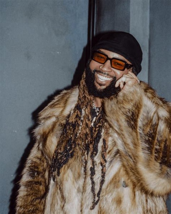 Who is PARTYNEXTDOOR?