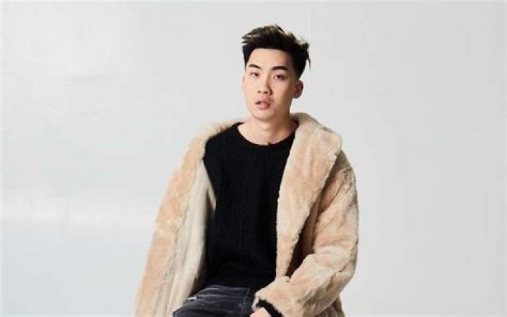 Who is RiceGum's girlfriend Ellerie Marie? The US Sun