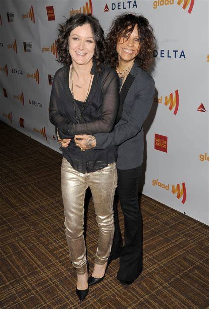 Who Is Sara Gilbert Married To? POPSUGAR Celebrity Photo 7