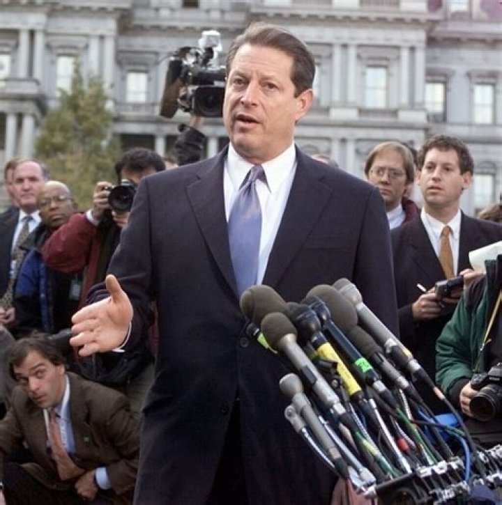 Will Al Gore enter the 2016 race? CNN Video