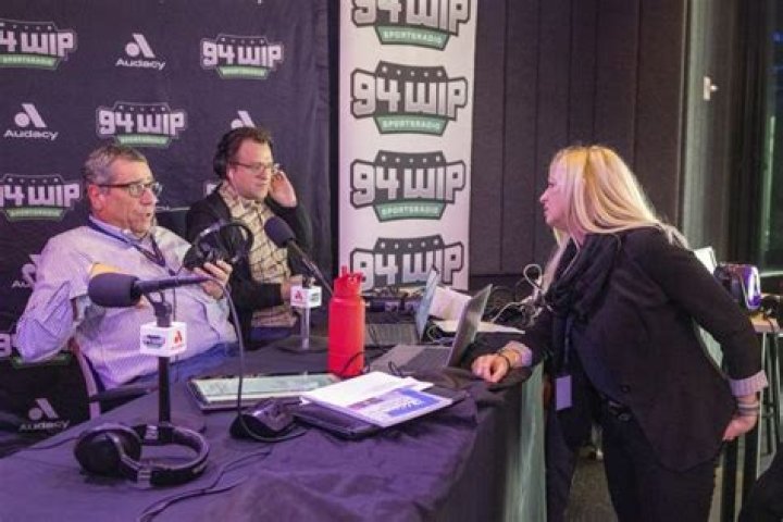 WIP Morning Show Host Rhea Hughes Details Longevity During &ldquo;Pizza With