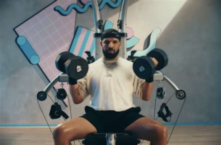 x Drake is Working on His Fitness (We A Witness) inside jamari fox