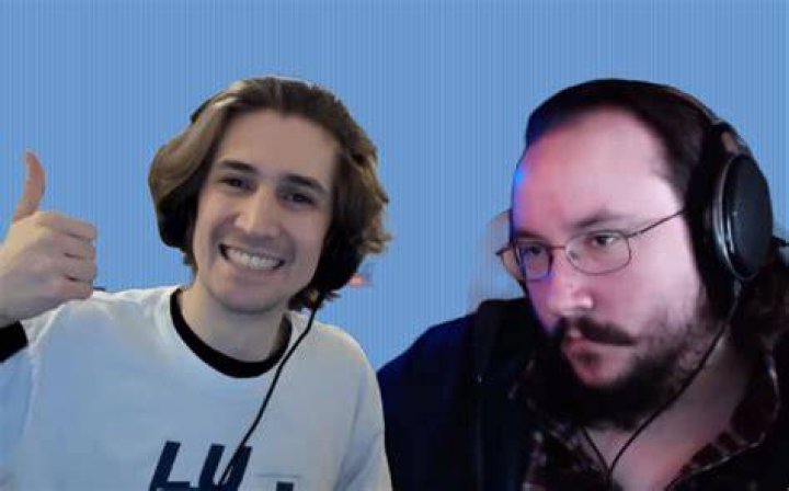 xqc and moonmoon on Twitch streams
