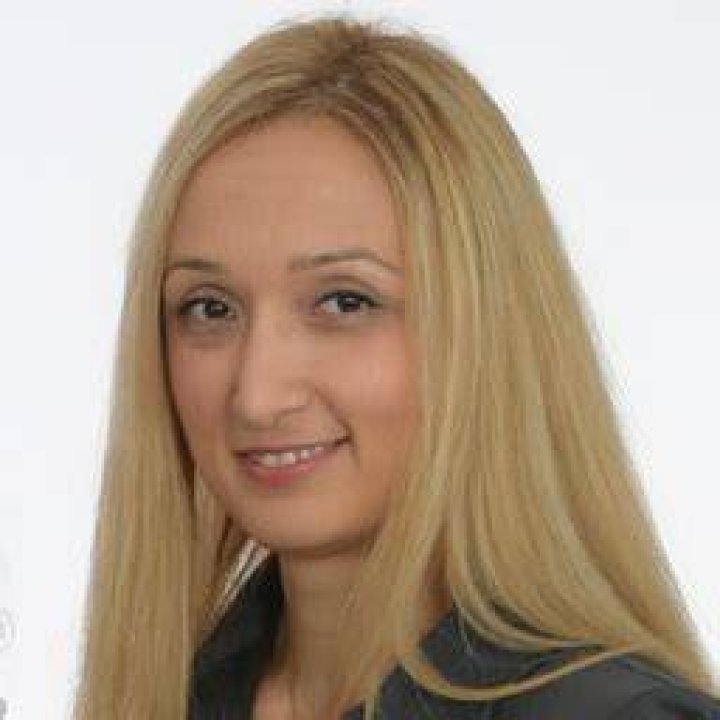 Yeliz Akkaya Vertriebsmitarbeiter dmFolien GmbH XING