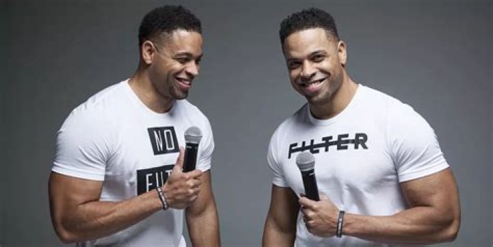 YouTube Stars The Hodgetwins Bring Ultraconservative Act to Laugh Out