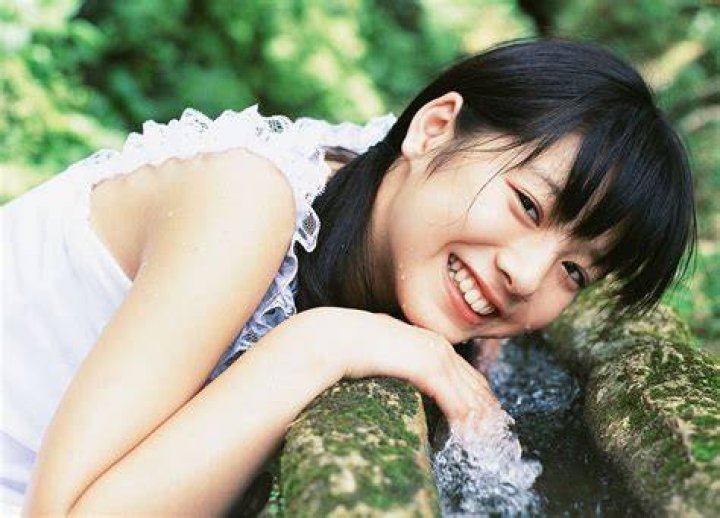 YS Web Vol 124 Natsuki Okamoto First Touch UNDERAGE Page 6 of 9 Ảnh