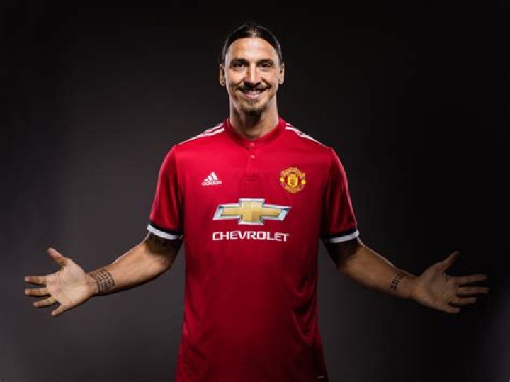 Zlatan Ibrahimovic on Man Utd’s ‘small mentality’ ‘They made me pay £1
