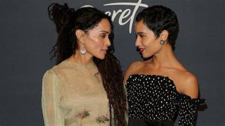 Zo&euml; Kravitz & Mom Lisa Were Twinning at the 2020 Golden Globes