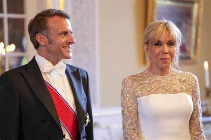 &Eacute;pingl&eacute; sur BRIGITTE MACRON