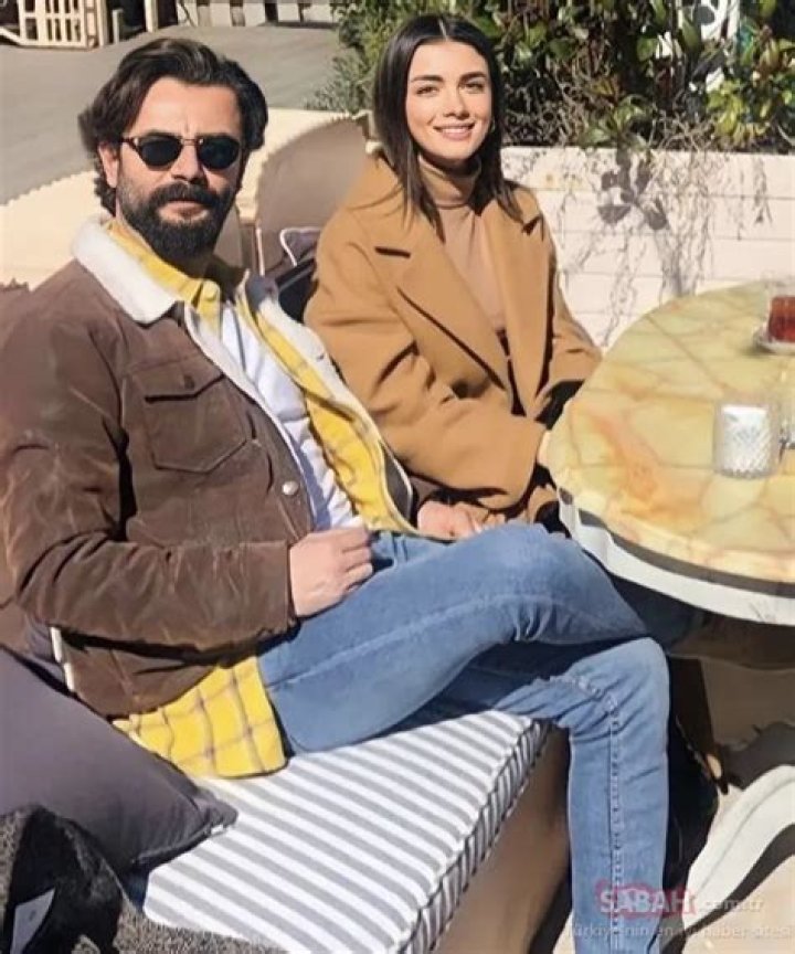 &Ouml;zge Yağız ve G&ouml;kberk Demirci &ccedil;ifti ayrıldı!